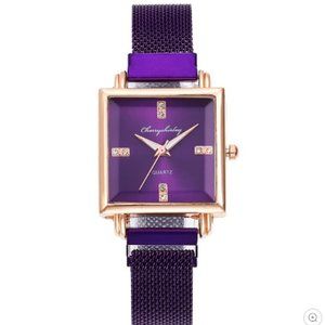 Quartz Women's Wristwatch